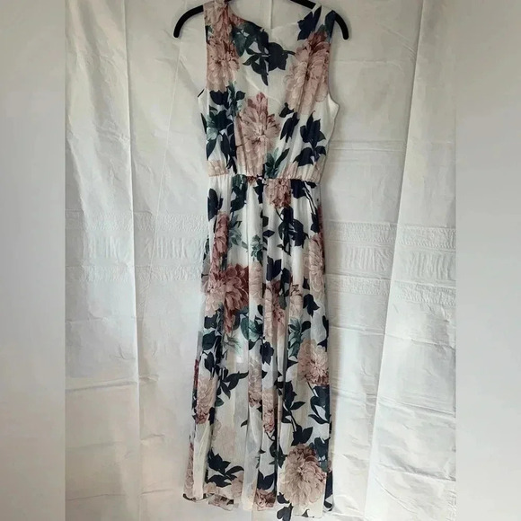 NWT Floral Dress With Rhinestone Waist/shimmer fabric - Picture 5 of 16